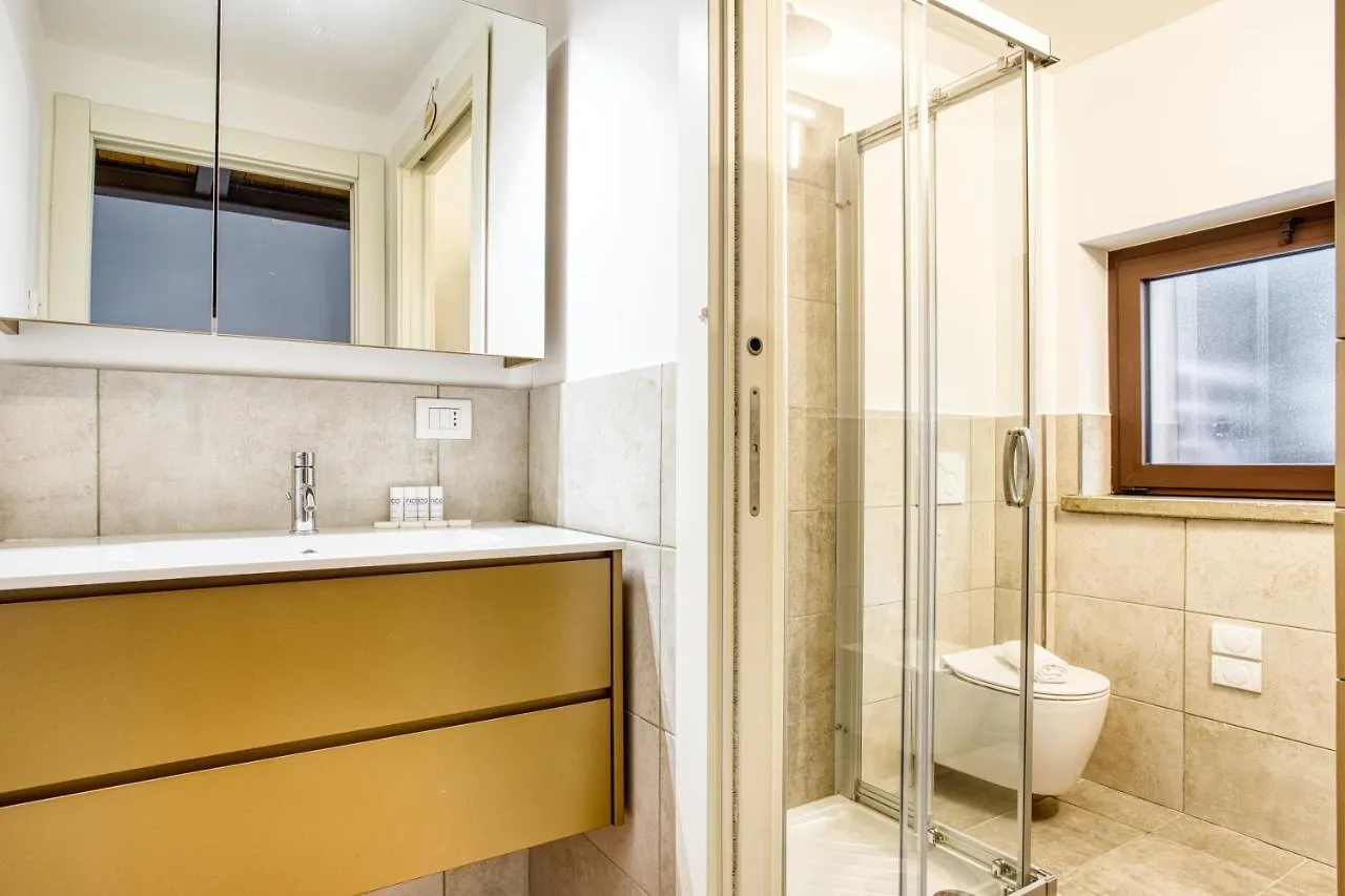Joivy Charismatic 1-Bed Flat With Parking Apartment Milan