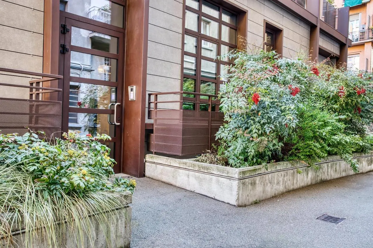 Joivy Charismatic 1-Bed Flat With Parking Apartment Milan 0*,  Italy